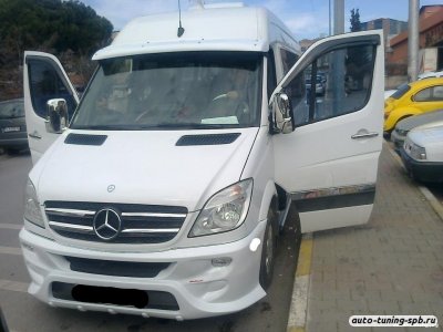 Бампер передний Mercedes-Benz Sprinter (Br.906) 