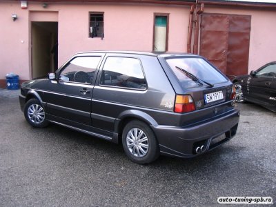 Бампер задний Volkswagen Golf II 