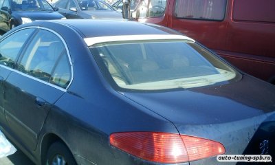 Козырёк на заднее стекло Peugeot 607 