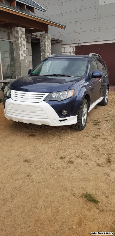 Решётка радиатора Mitsubishi Outlander II 