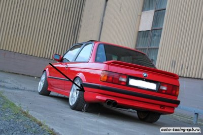 Юбка задняя BMW (3-ая серия) E30 