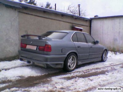 Бампер задний BMW (5-ая серия) E34 