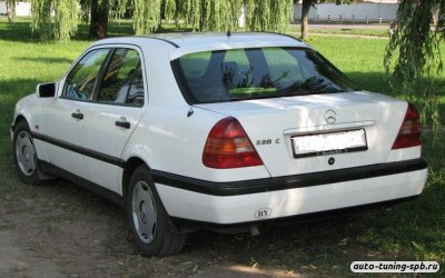 Козырёк на заднее стекло Mercedes-Benz W202 