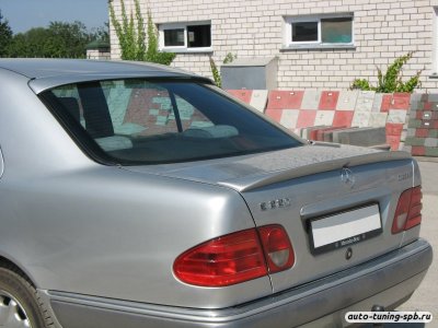 Козырёк на заднее стекло Mercedes-Benz W210 