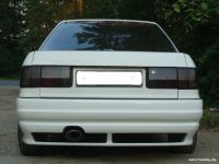 Бампер задний Audi 80(B3) 