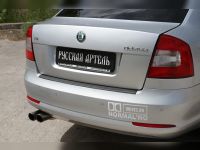 защитно-декоративная накладка на бампер Škoda Octavia (A5) 