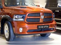 Ресницы верхние Dodge RAM IV 