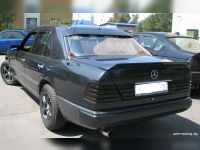 Козырёк на заднее стекло Mercedes-Benz W124 